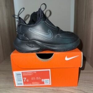 Nike Flex Runner Toddler 7C